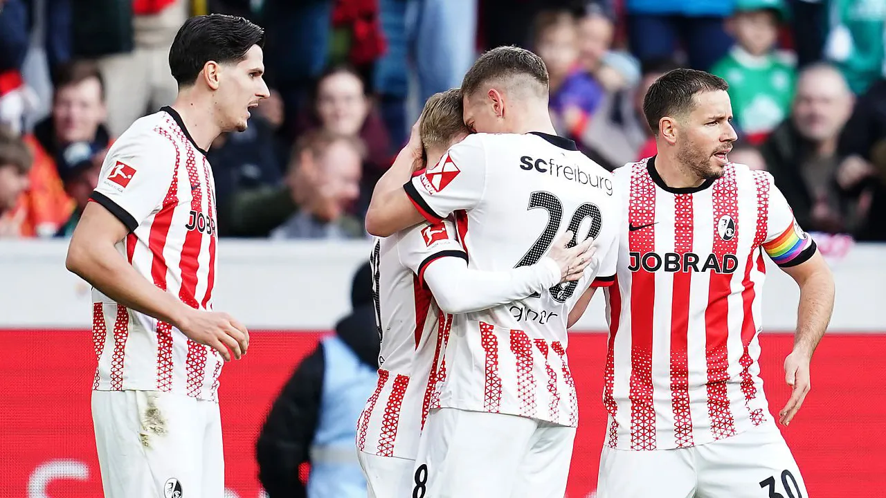 Selebrasi pemain SC Freiburg.