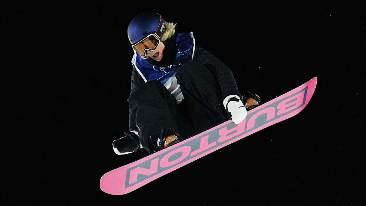 Atlet Snowboard Anna Gasser Jaga Peluang Hattrick Emas Big Air Olimpiade