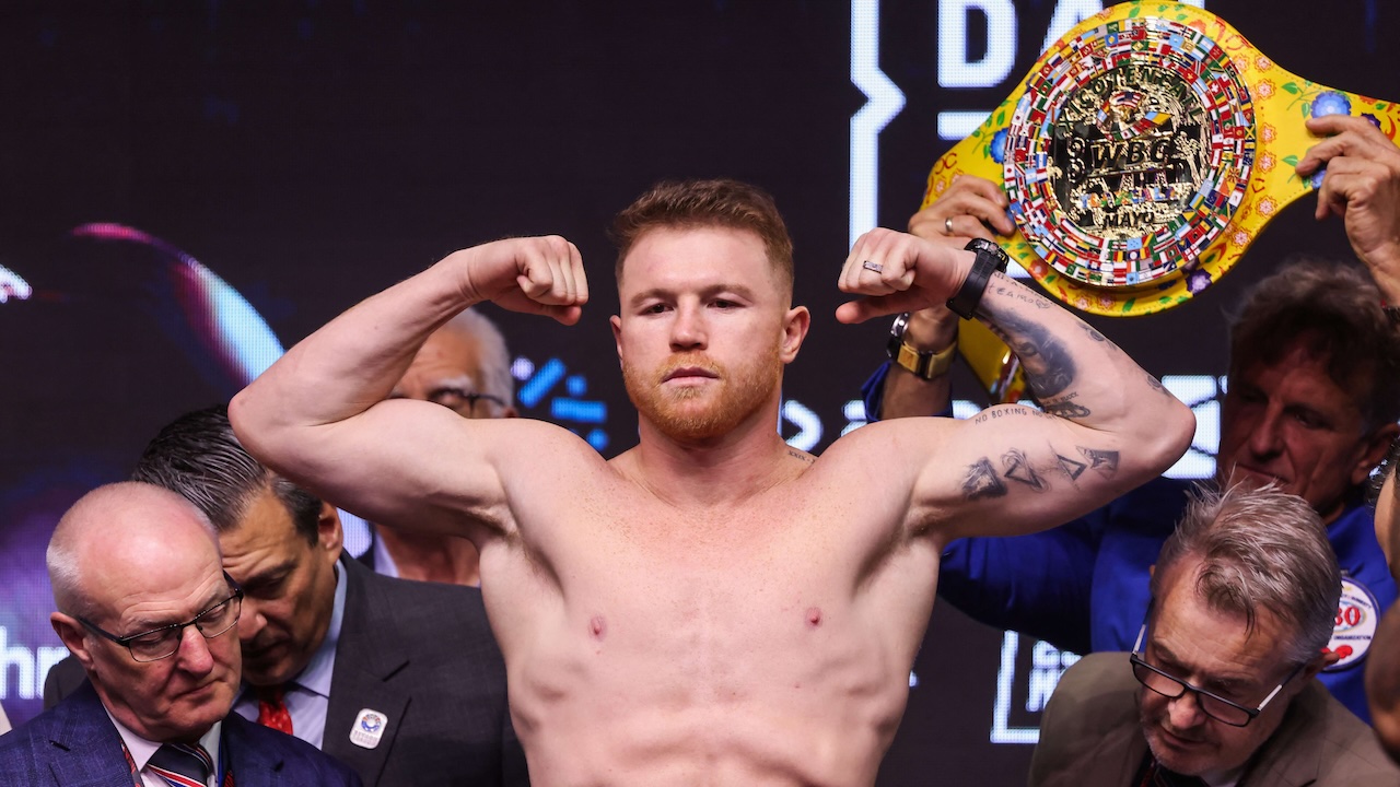 Canelo Alvarez Legawa Gagal Rematch dengan Terence Crawford