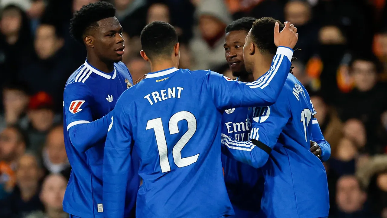 Real Madrid kalahkan Valencia.