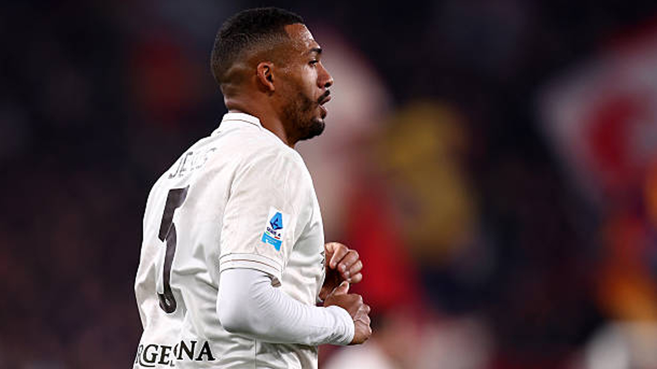 Banyak Kontroversi, Juan Jesus Sebut Sepak Bola Italia Mundur Selangkah