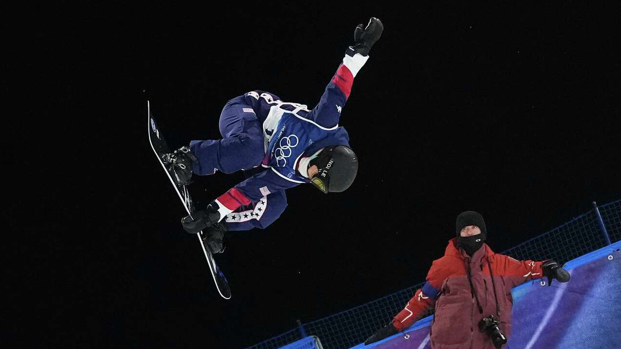 Chloe Kim Tetap Percaya Diri Bidik Emas Olimpiade Ketiga Meski Cedera Bahu