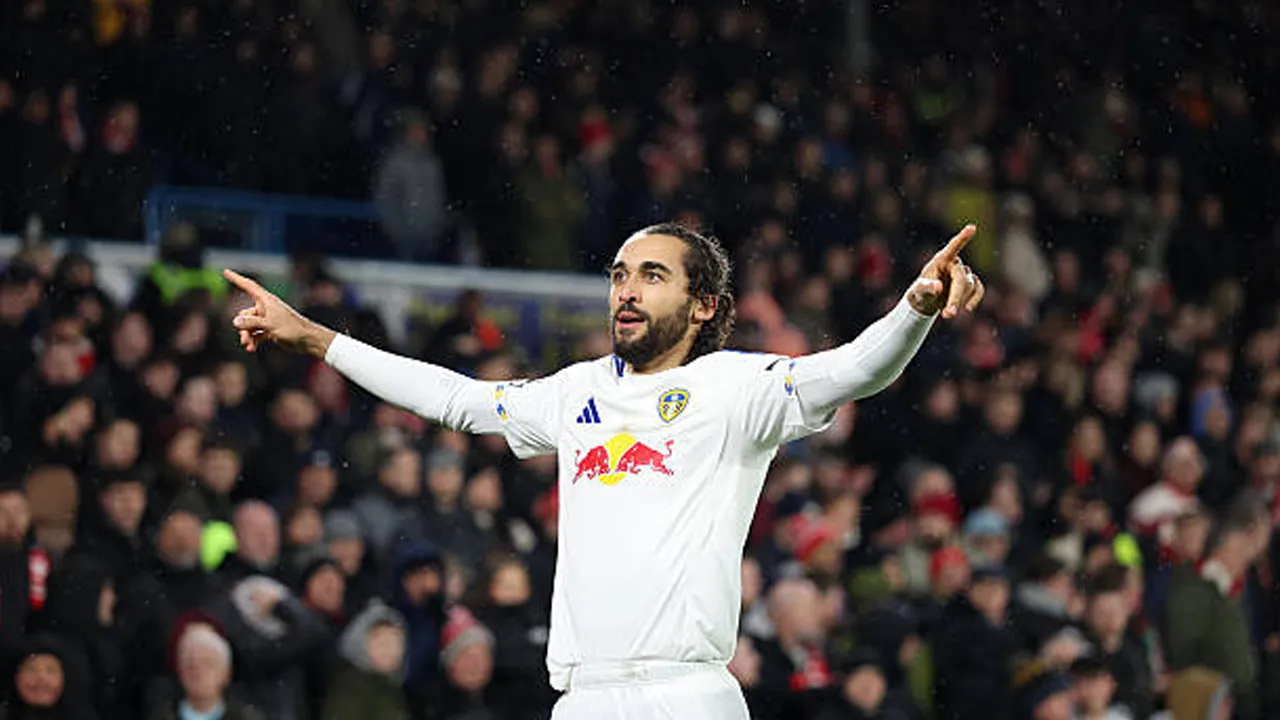 Jelang Hadapi Leeds, Liam Rosenior Waspadai Performa Dominic Calvert-Lewin