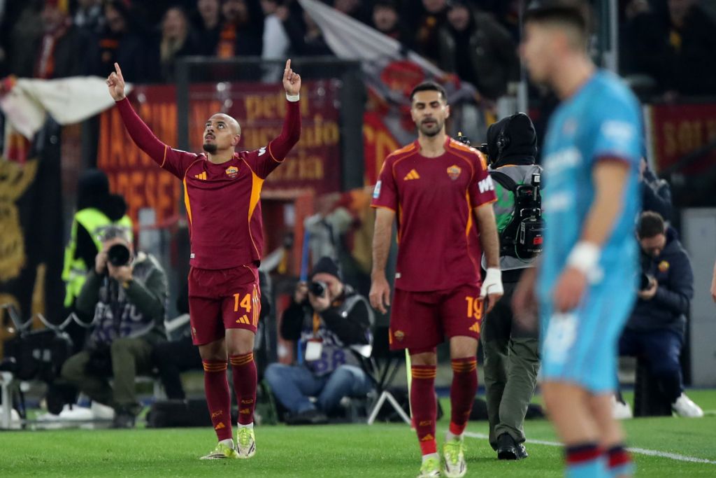 Malen Tampil Memukau di AS Roma dengan Performa Menggebrak