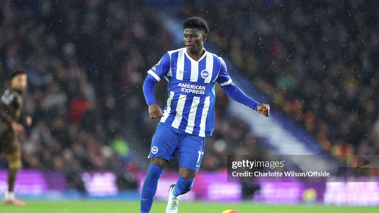 Manchester United Disaingi Chelsea dan PSG dalam Perburuan Carlos Baleba