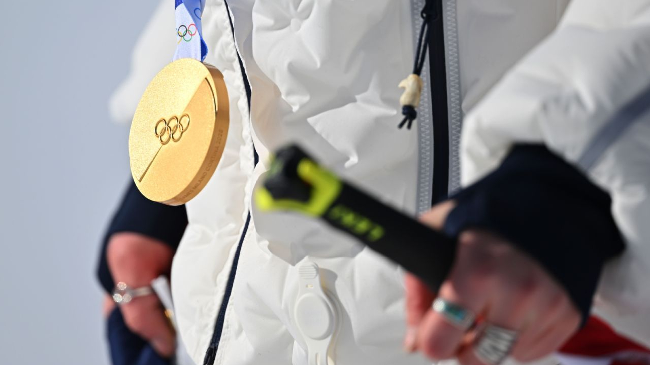 Medali Olimpiade Milan-Cortina 2026 Bermasalah, Panitia Lakukan Investigasi