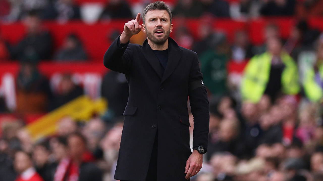 Michael Carrick Dapat Dukungan dari Rooney Jadi Manajer Permanen MU