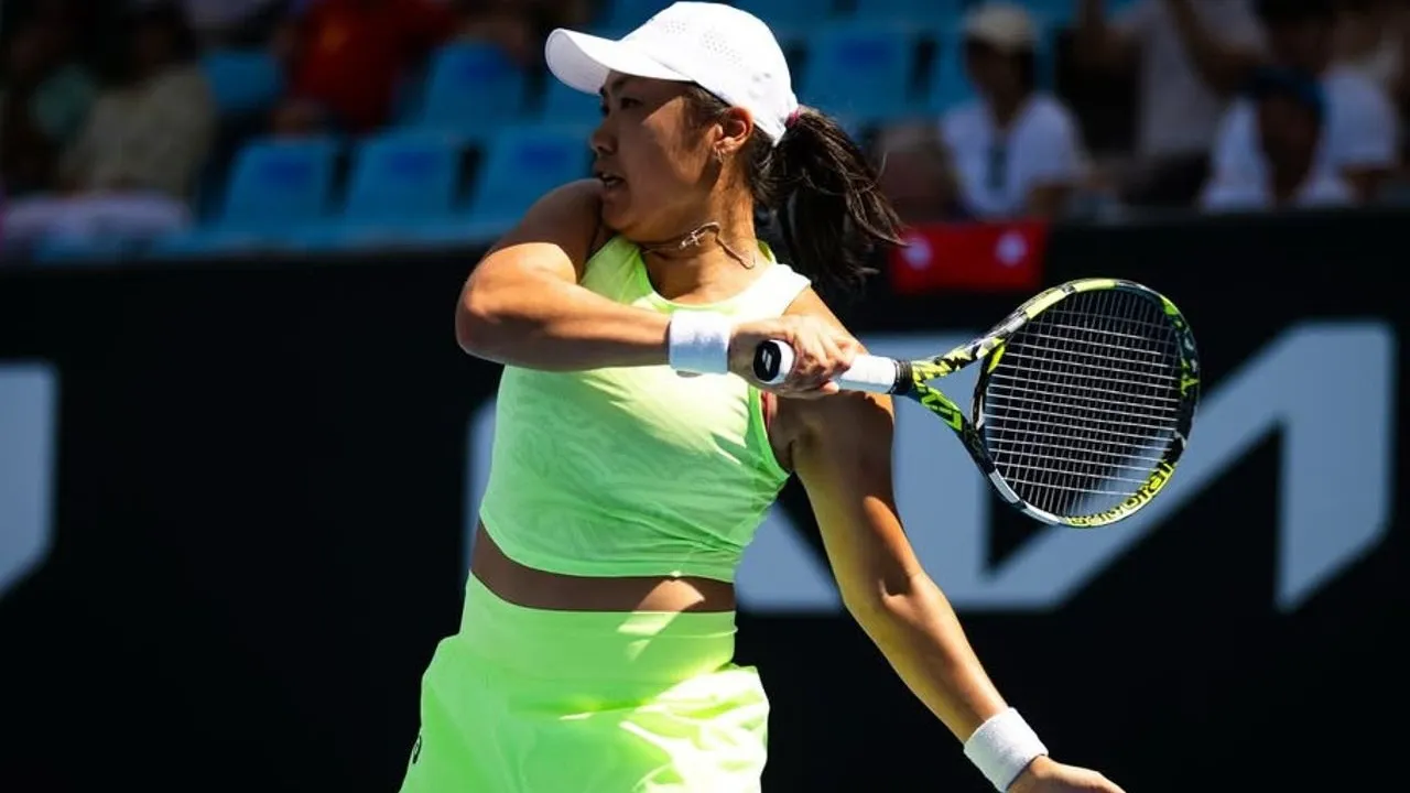 Usai Torehkan Sejarah, Janice Tjen Siap Tantang Iga Swiatek Di Doha