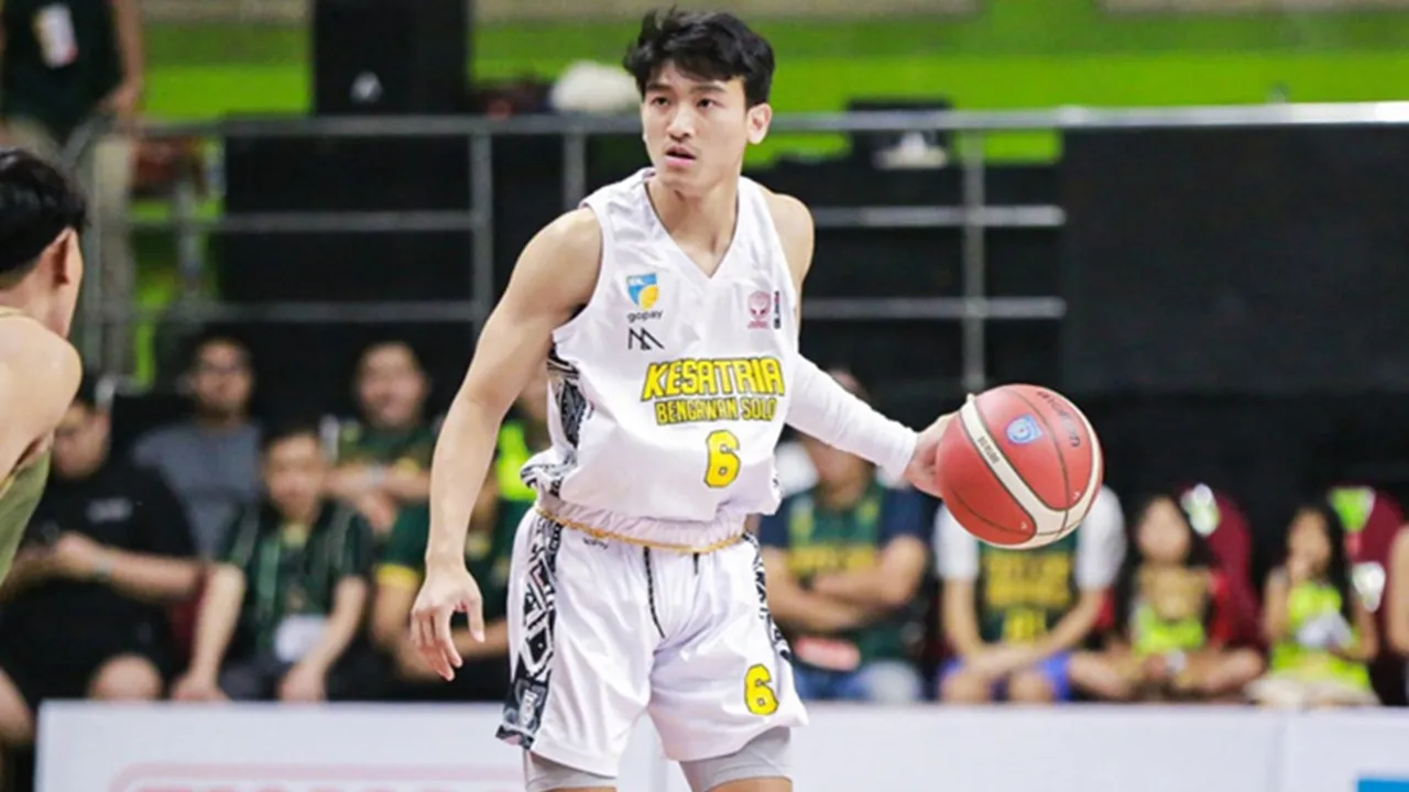 Abraham Wenas Akan Duel dengan Rio Disi di Sritex Arena