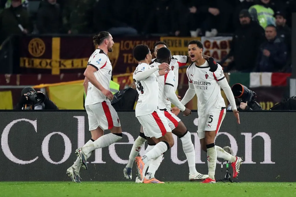 De Winter Berharap AC Milan Bantu Raih Tempat di Timnas Belgia untuk Piala Dunia 2026 - sumber: (footballitalia)