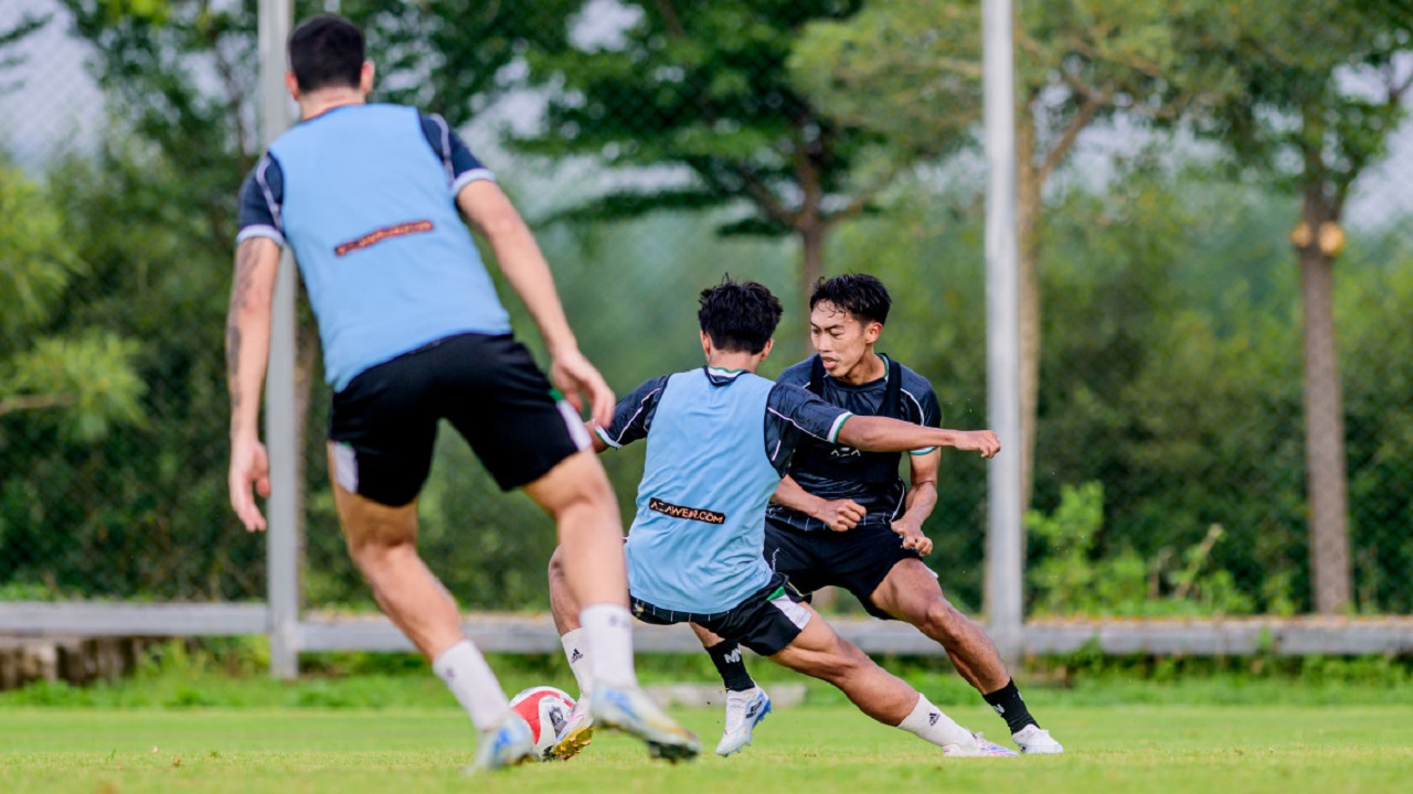 Kehadiran Dua Pemain Lokal Hidupkan Persaingan Dalam Tim Persebaya Surabaya