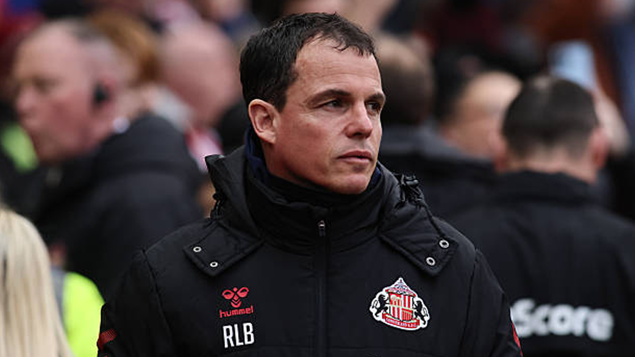 Regis Le Bris Bahas Performa Sunderland yang Belum Terkalahkan di Kandang