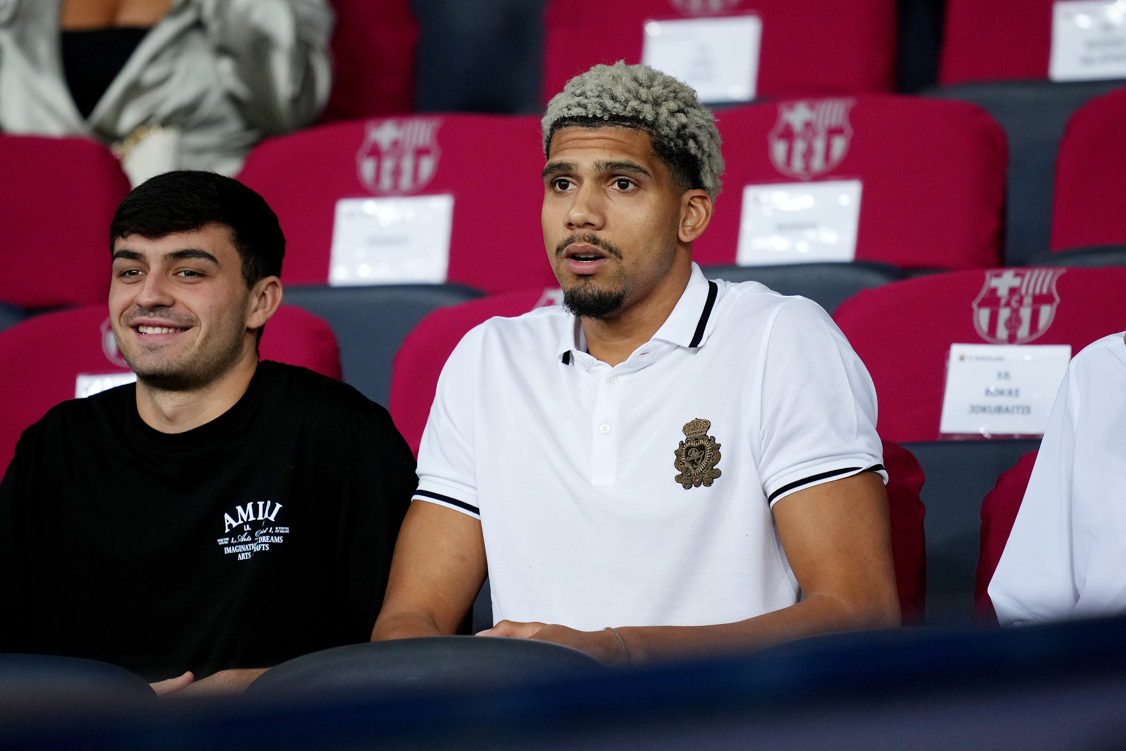 Vinicius Junior Dukung Araujo dalam Perjuangan Mentalnya