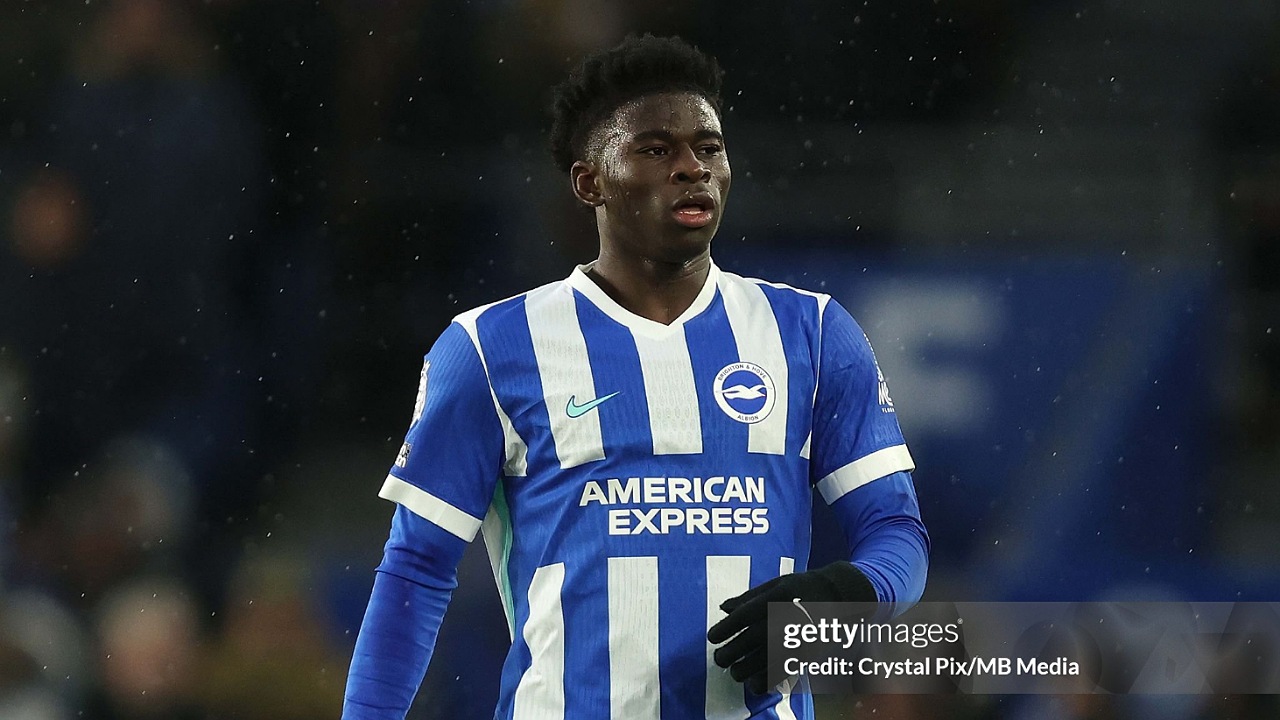 Fabian Hurzeler Kritik Wasit Usai Carlos Baleba Dikartu Kuning