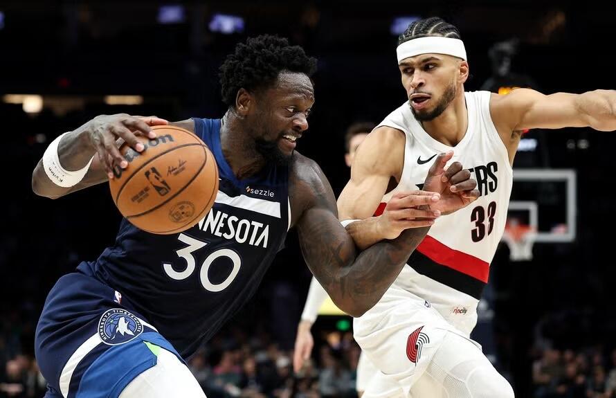 Julius Randle Bawa Timberwolves Tumbangkan Trail Blazers