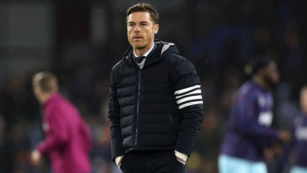 Kalahkan Palace, Scott Parker Puji Semangat Juang Burnley