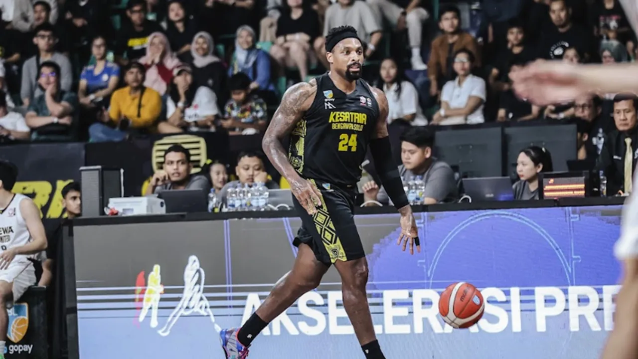 Kentrell Barkley Girang Kesatria Bengawan Solo Tumbangkan Dewa United