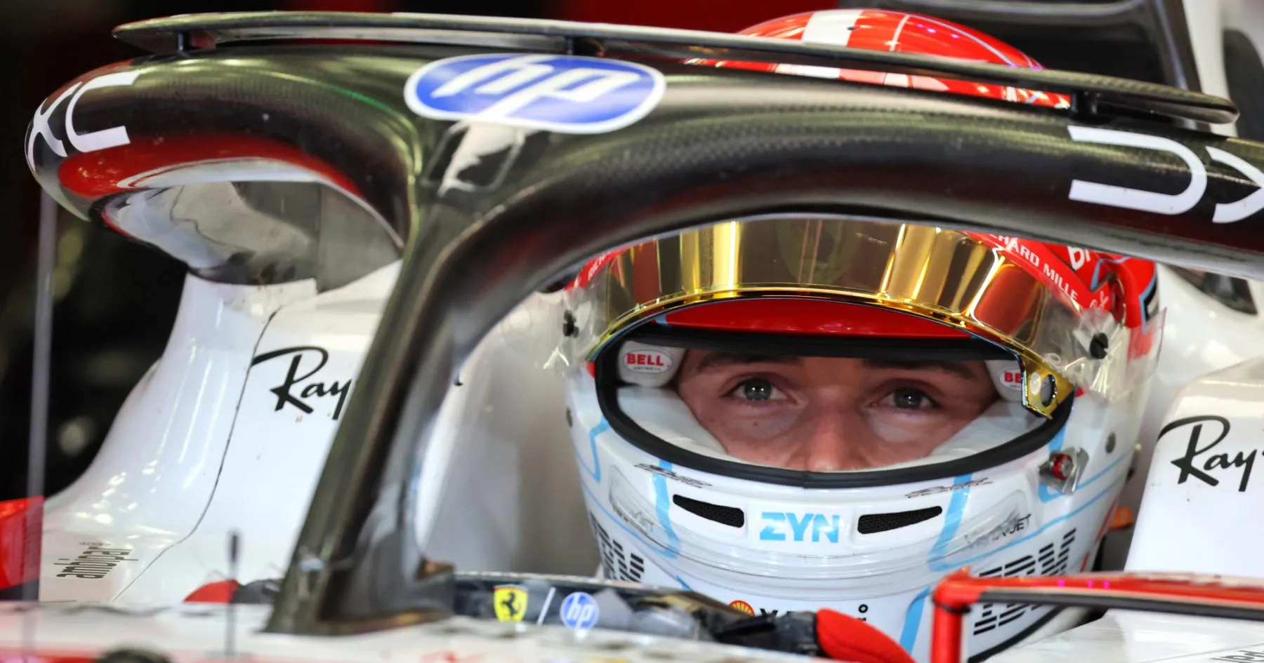 Leclerc Temukan Kemajuan Ferrari di Tes Bahrain