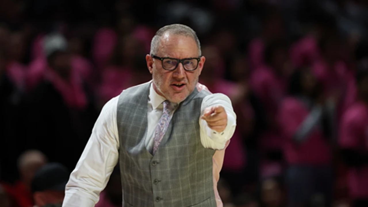 Pelatih Maryland Bertanggung Jawab Atas Performa Buruk Timnya