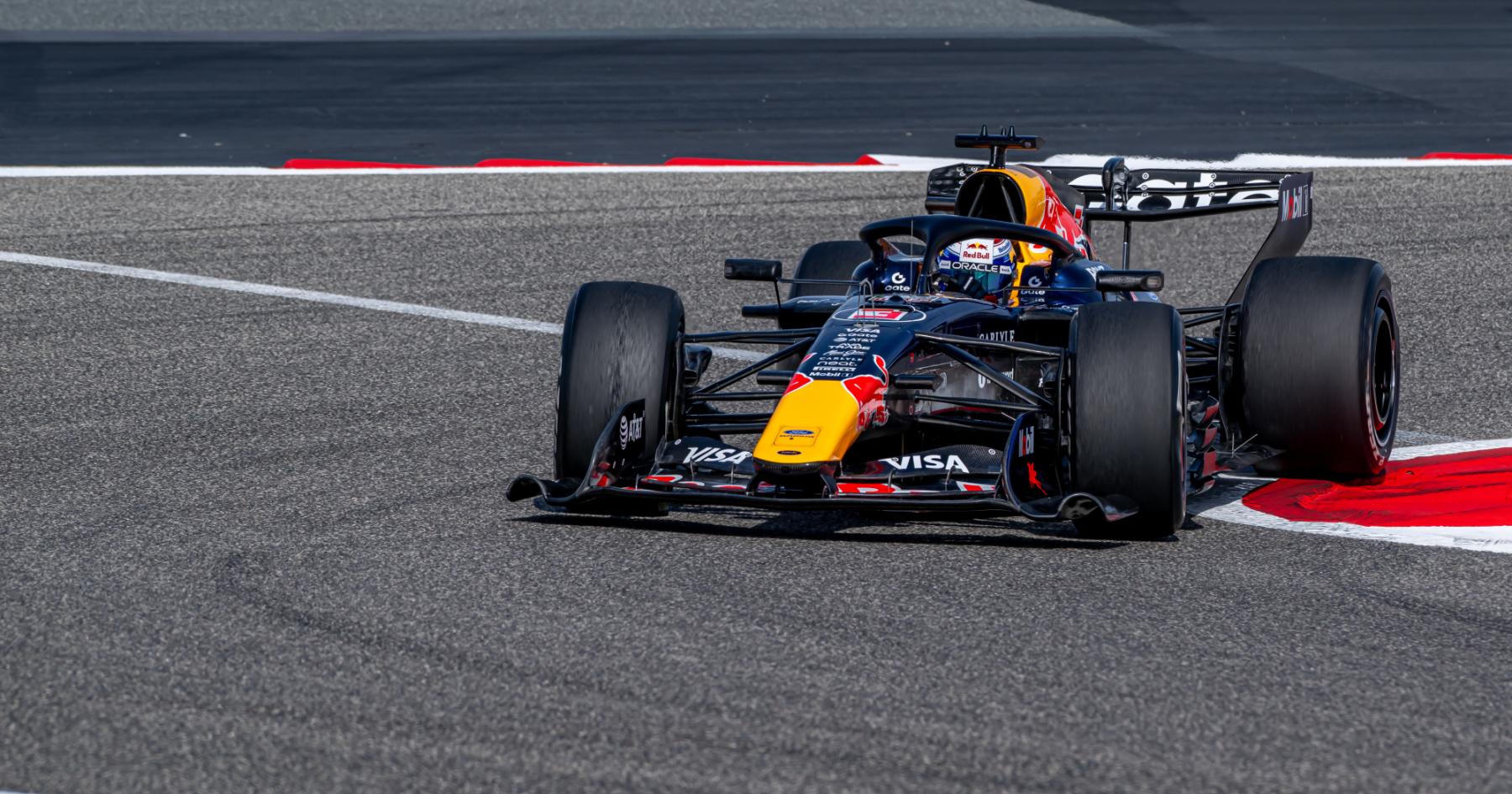 Pendekatan Unik Max Verstappen di F1 2026 Picu Kontroversi