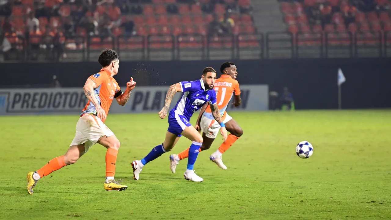 Layvin Kurzawa dan Sergio Castel lakoni debut bersama Persib