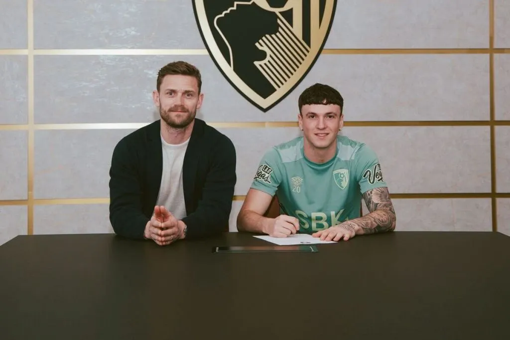 Resmi Gaet, AFC Bournemouth Permanenkan Alex Jimenez dari Milan