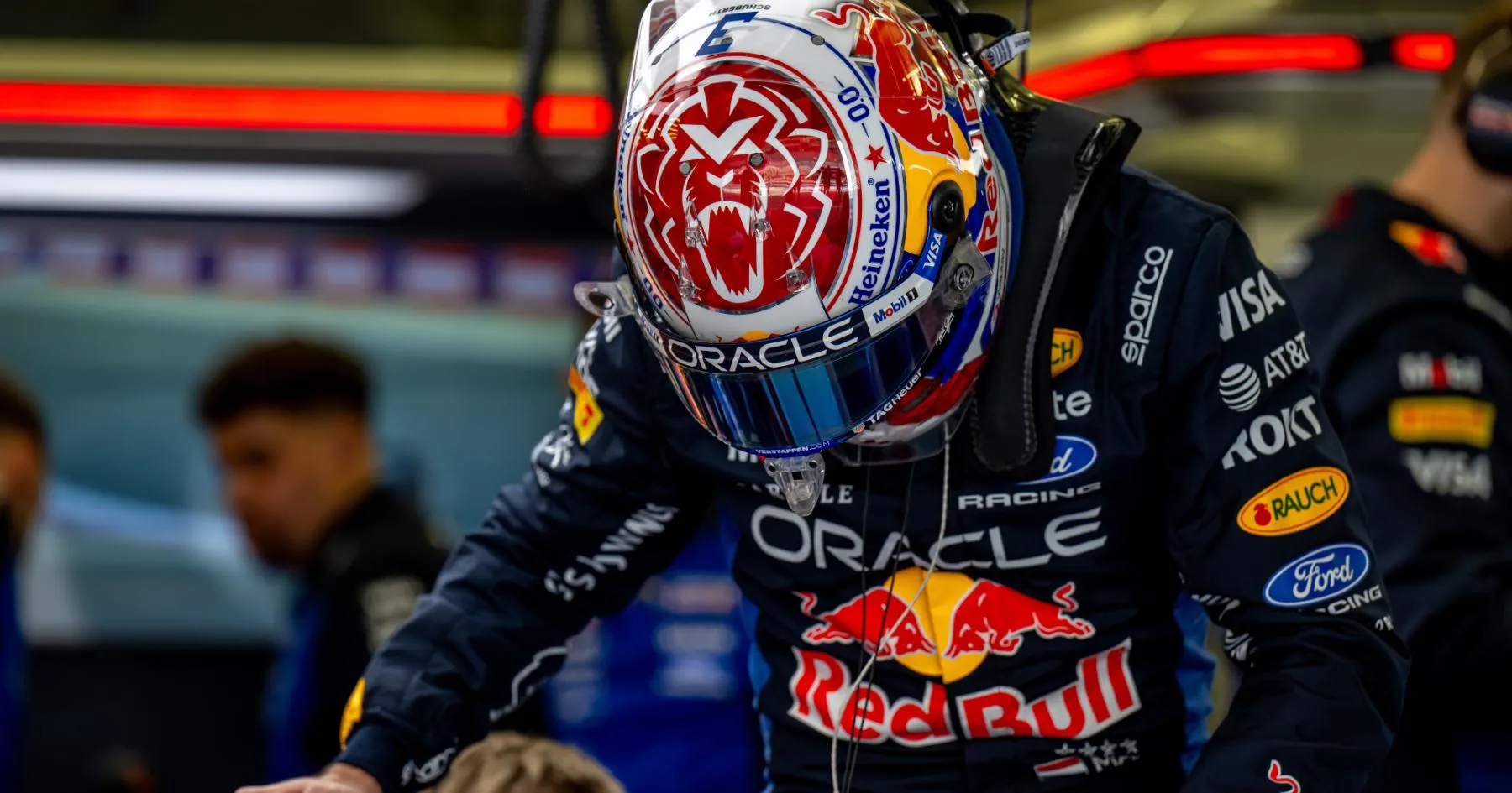 Verstappen Ungkap Eksperimen Red Bull di Tes F1 Bahrain - sumber: (racingnews365)