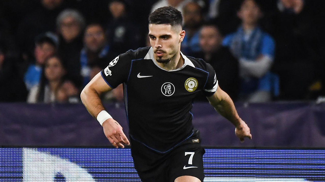 Atletico Madrid Gigit Jari, Chelsea Ogah Lepas Pedro Neto