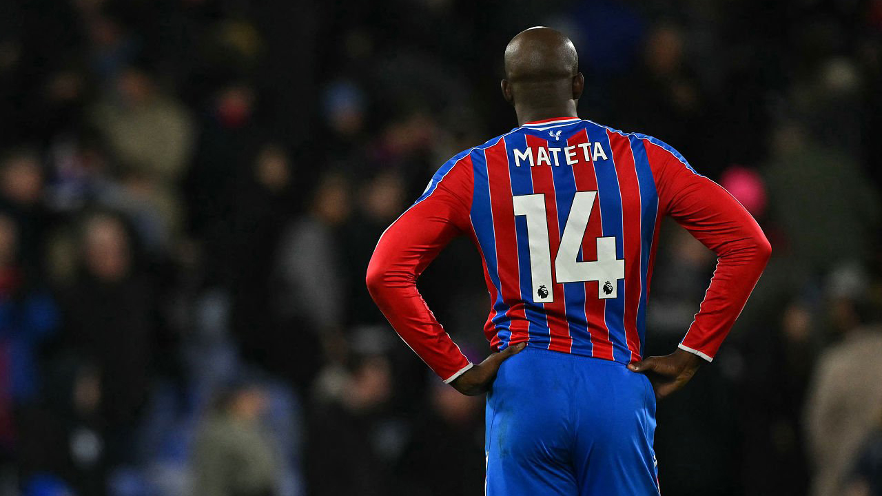 Barcelona Lirik Jean-Philippe Mateta, Solusi Murah Pengganti Lewandowski