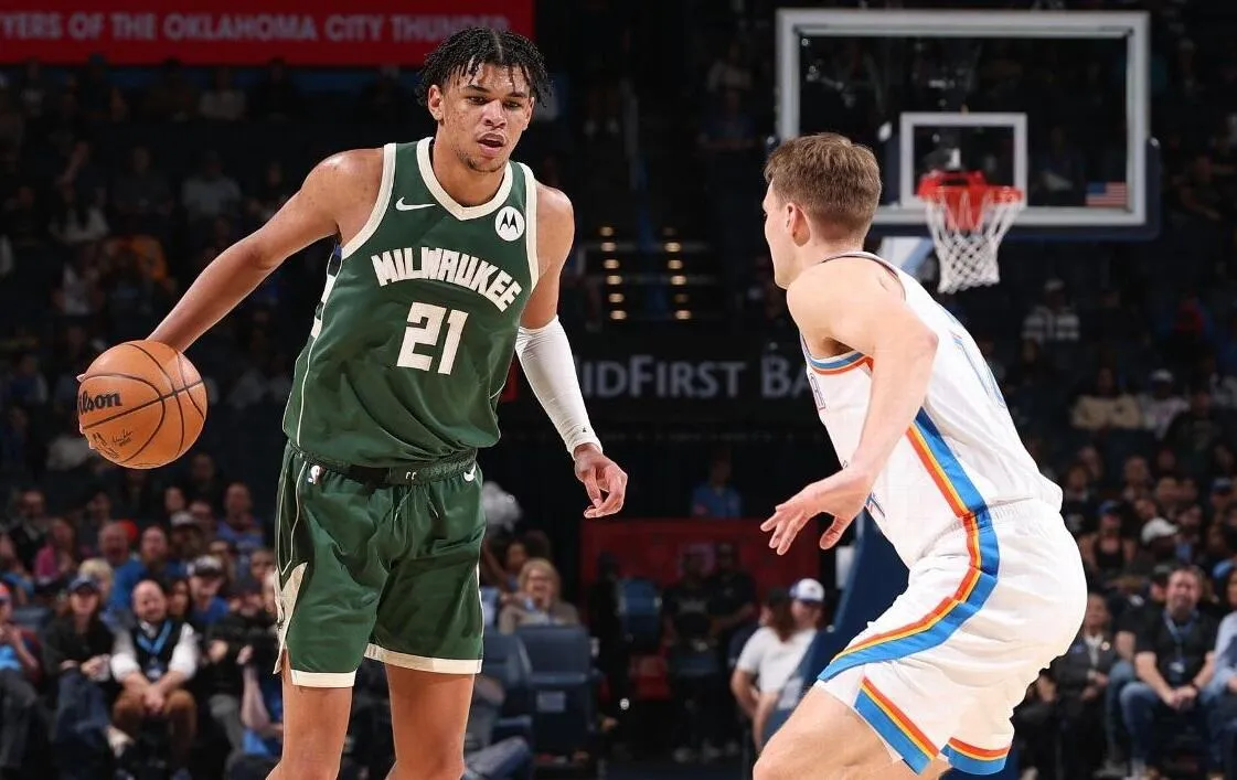 Bucks Unggul Tanpa Giannis dan Pelatih Utama - sumber: (mainbasket)
