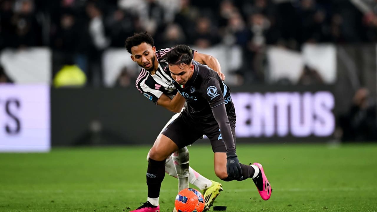 Lloyd Kelly: Di Juventus, Anda Hidup untuk Jerseynya