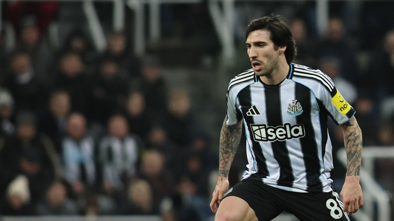 MU Ikut Masuk Perburuan Sandro Tonali, Bursa Musim Panas Makin Panas