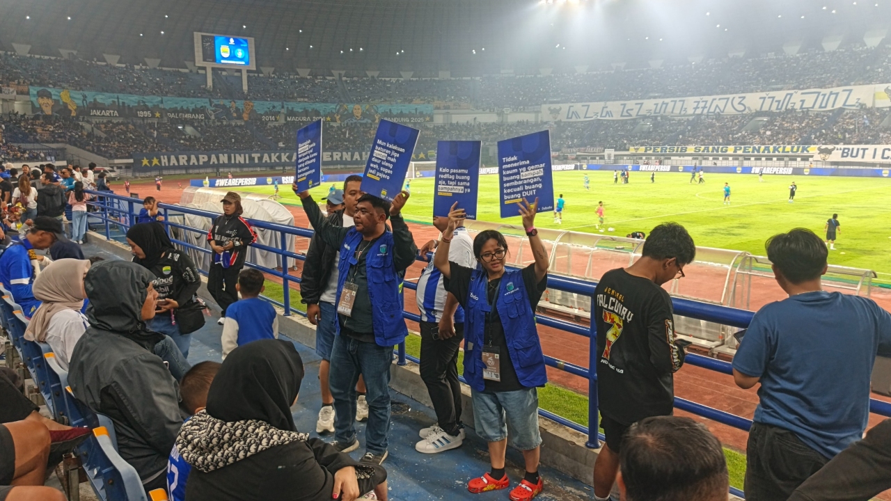 Persib dan Jubelo Kelola 4,8 Ton Sampah kala Menjamu PSBS