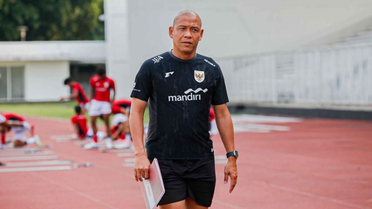 PSSI Siapkan Transisi, Nova Arianto Rangkap Tiga Peran di Timnas Indonesia