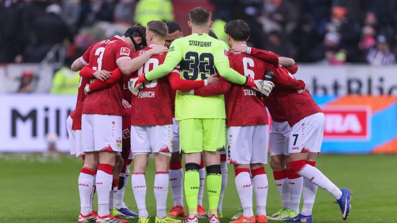 VfB Stuttgart Tertarik Datangkan Bek dari Kasta Keempat, Maxim Hessel