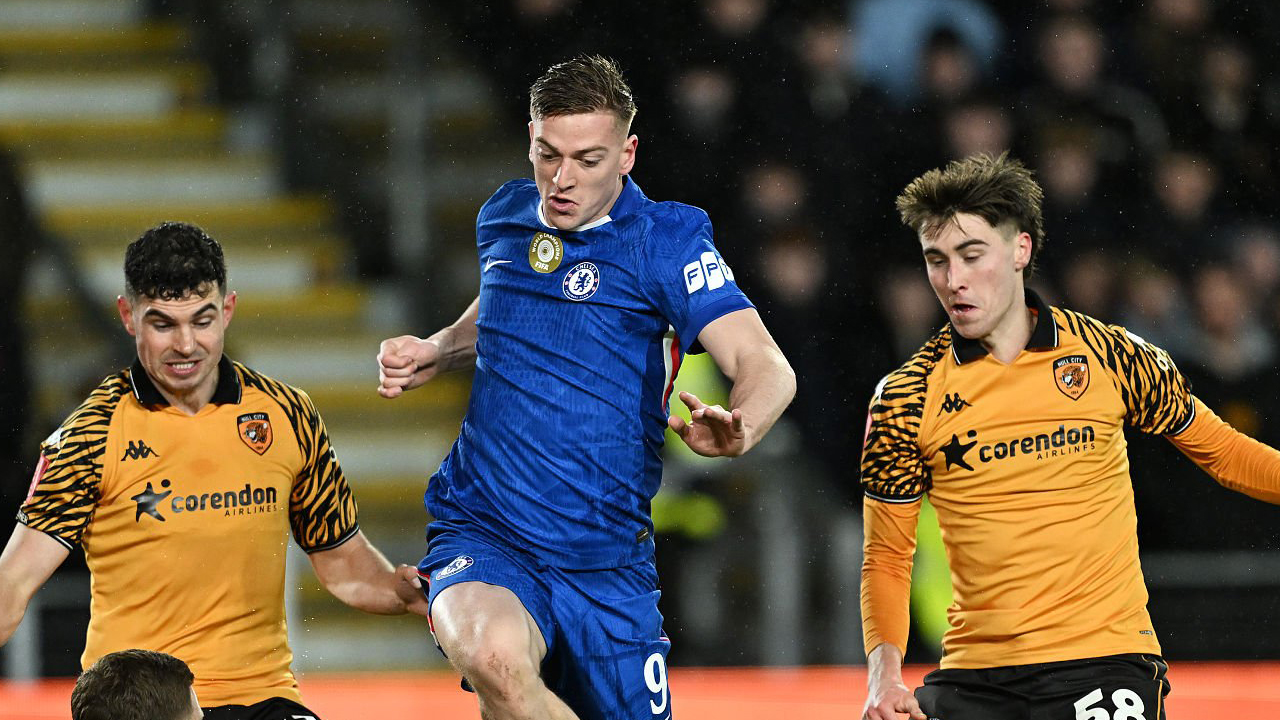 Liam Delap Puas Lihat Chelsea Tampil Dominan Saat Hajar Hull City