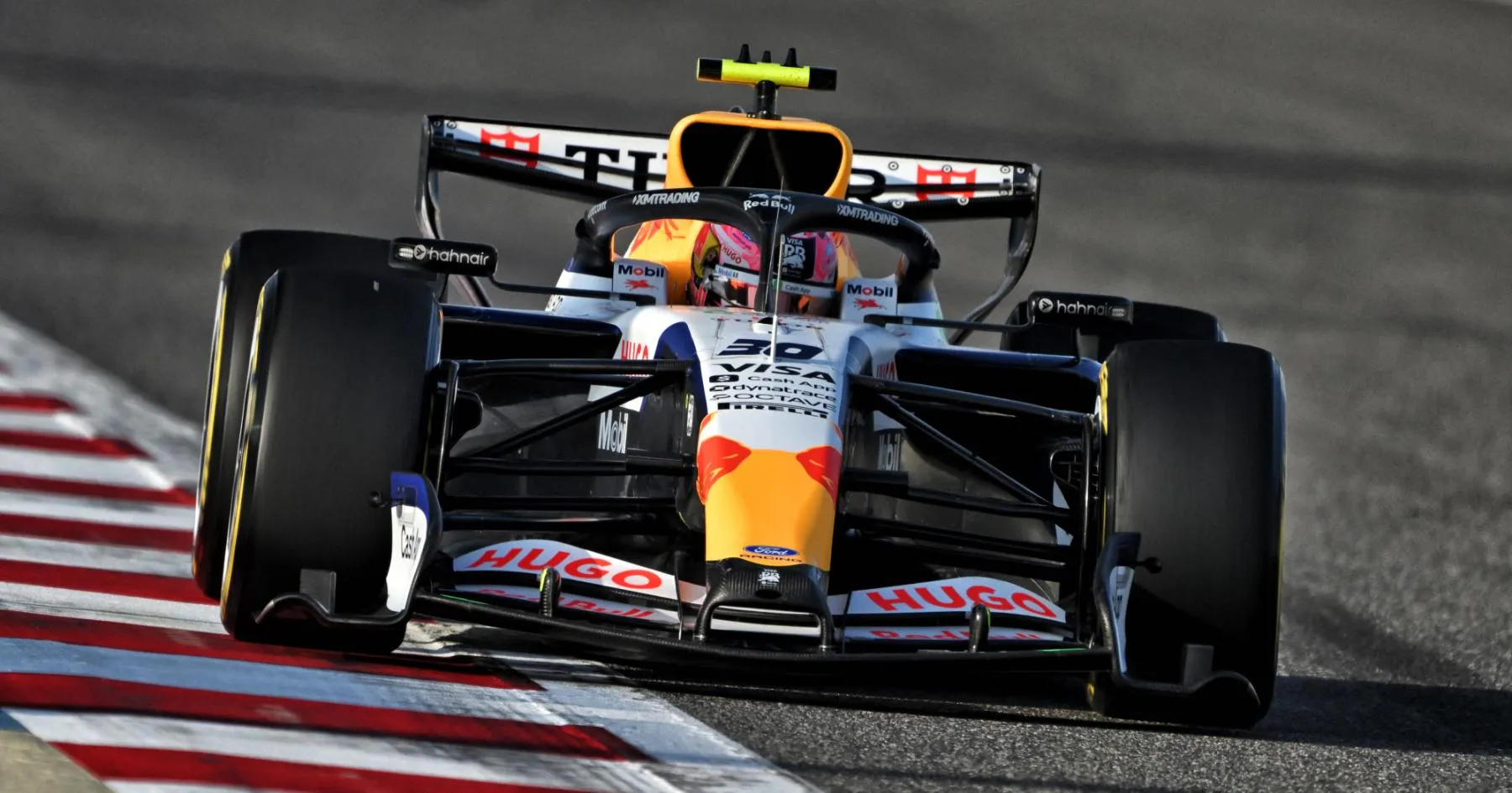 Liam Lawson: Keunggulan Lindblad Bukan Alasan - sumber: (racingnews365)