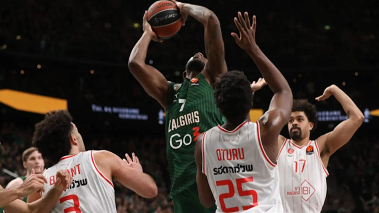 Moses Wright Sabet Penghargaan MVP di EuroLeague Basket