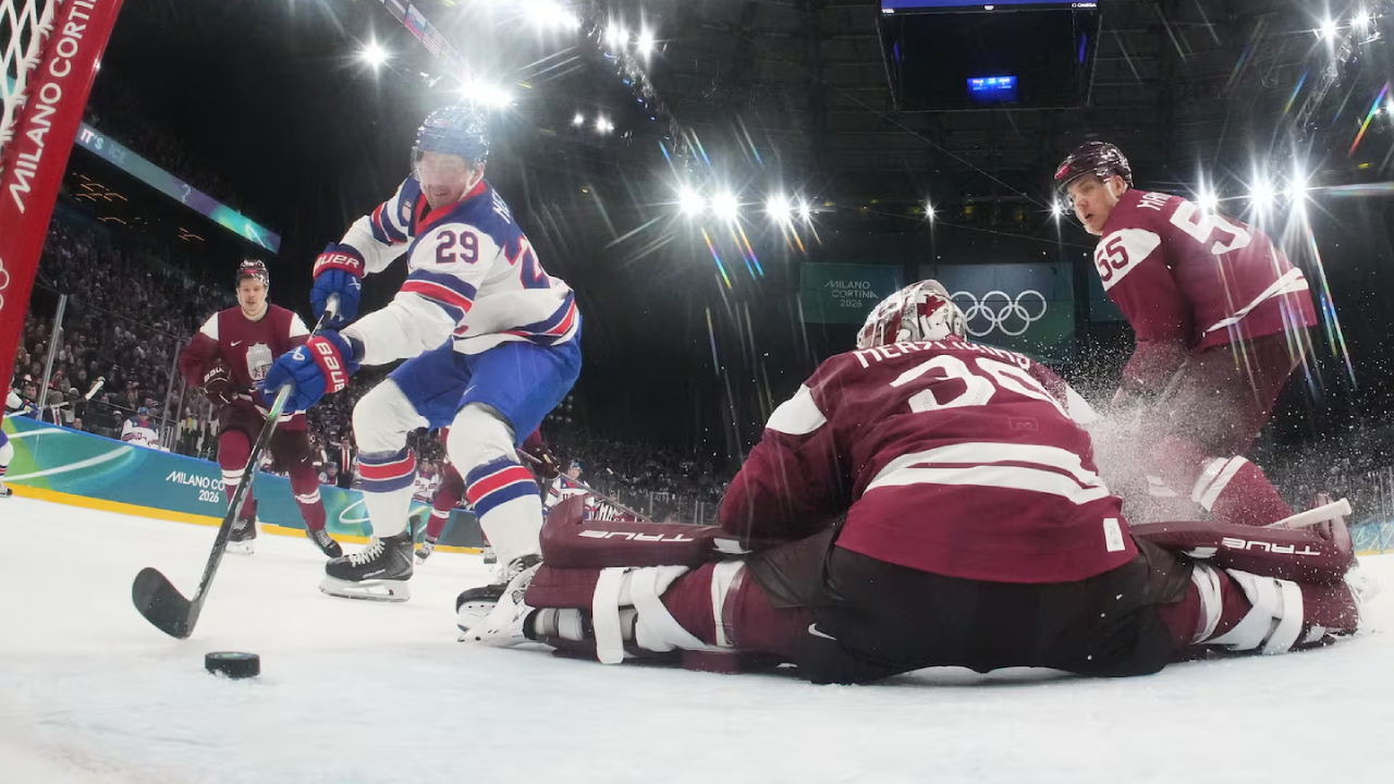 Tim Hoki Es Putra AS Hajar Latvia di Pertandingan Pembuka Olimpiade 2026