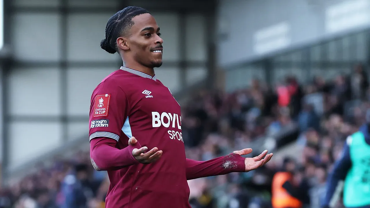 Crysencio Summerville.