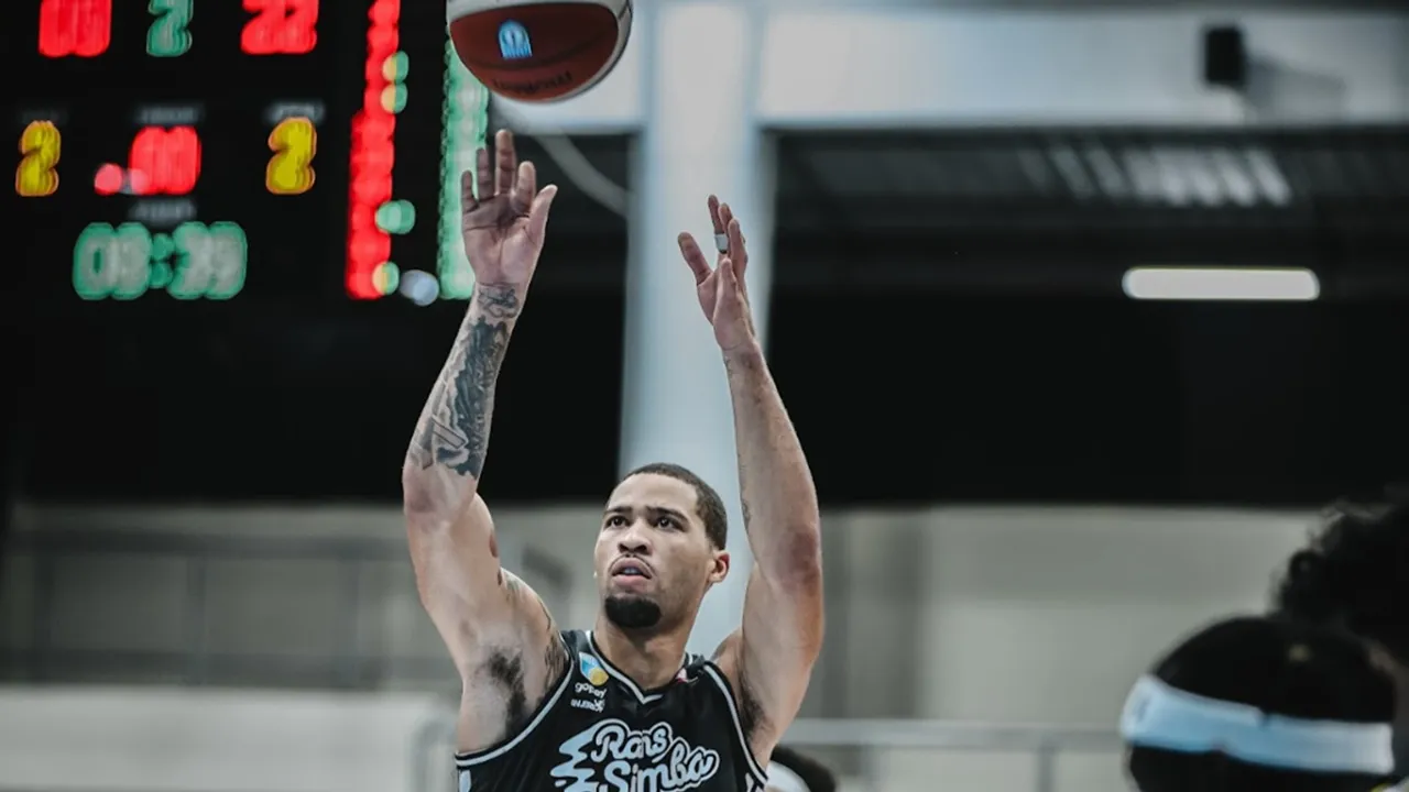 Kenyon Joseph Buffen Cetak Sejarah saat RANS Hajar Satya Wacana