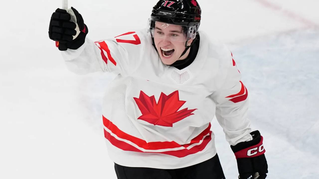 Macklin Celebrini, Bintang Muda San Jose Sharks yang Siap Pimpin Kanada