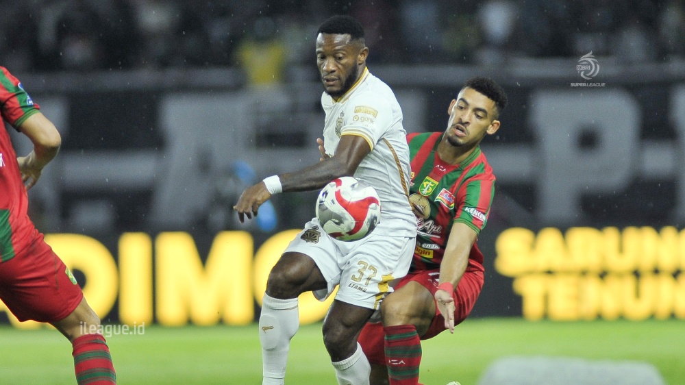 Paul Munster Sukses Taktik Hentikan Persebaya