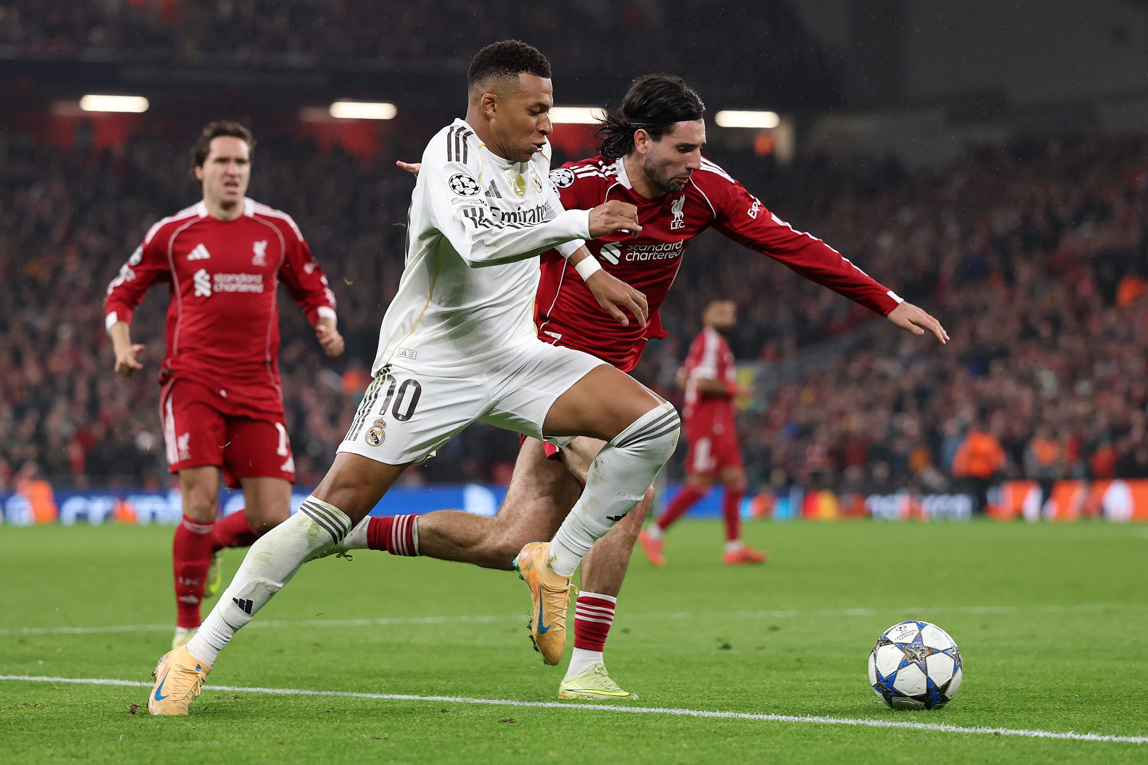 Pelatih Ungkap Pemain Liverpool Ingin Gabung Real Madrid - sumber: (footballespana)