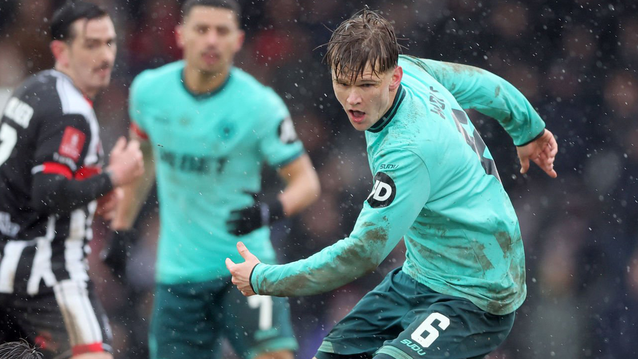 David Moller Wolfe Lega Wolves Amankan Tiket Putaran Kelima Piala FA