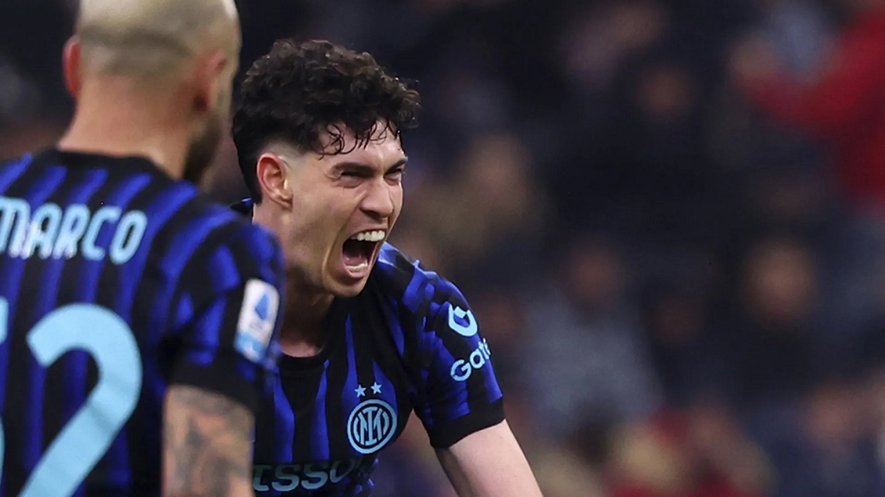 Dibully Tifosi Juve dan Serie A, Alessandro Bastoni Tutup Kolom Komentar