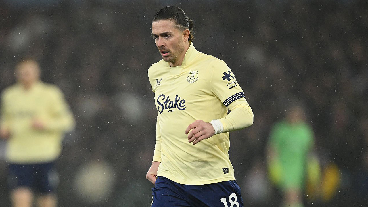 Everton Upayakan Perpanjangan Masa Pinjam Jack Grealish