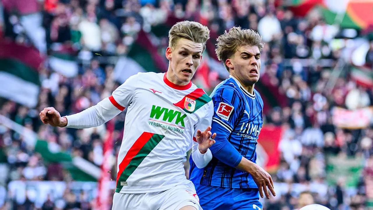 Hennes Behrens.