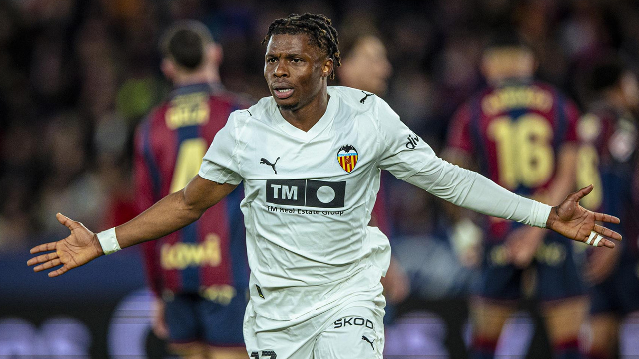 Largie Ramazani Puas Usai Valencia Amankan Tiga Poin di Laga Derby