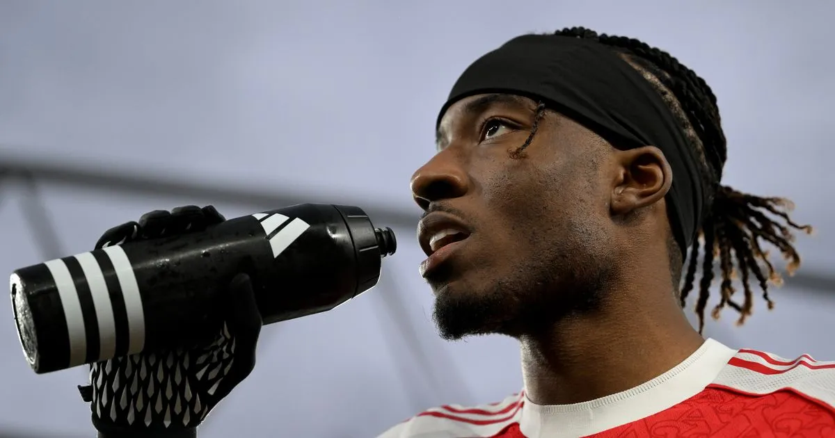 Madueke Beri Tanggapan Bijak Soal Ambisi Arsenal - sumber: (footballlondon)